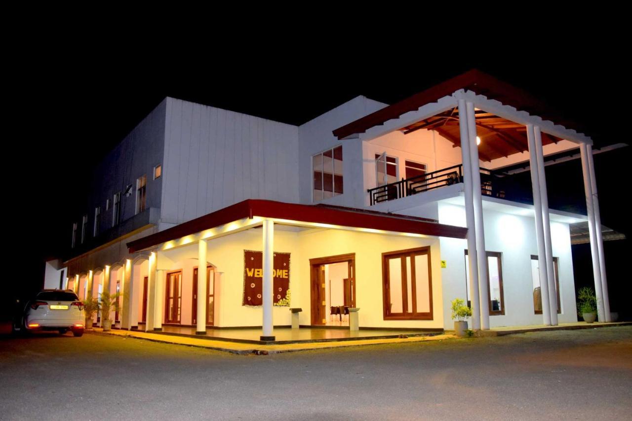 Wingate Hotel Wilgamuwa Wasgamuwa ภายนอก รูปภาพ